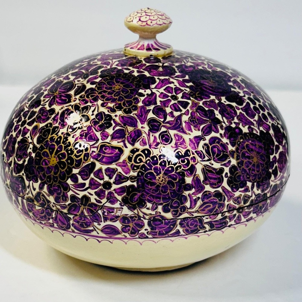 Kashmiri Papier Mache Hand Painted Floral Lacquer Trinket Box Jewelry India Gold